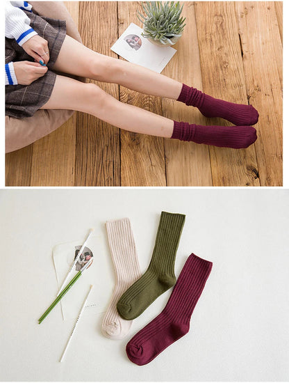 Chaussettes côtelées rétro unies femme