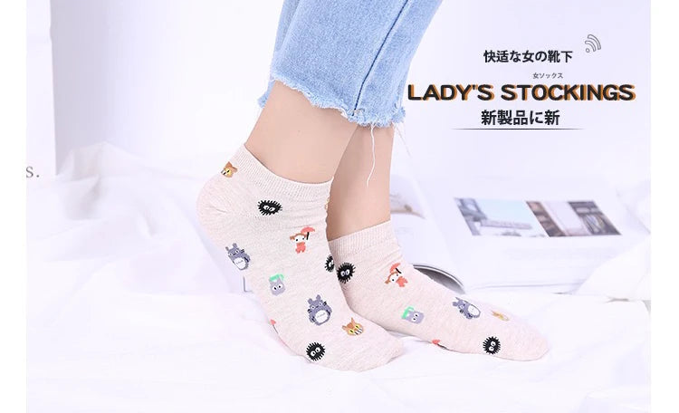 Chaussettes chat Jiji côté – détail imprimé anime