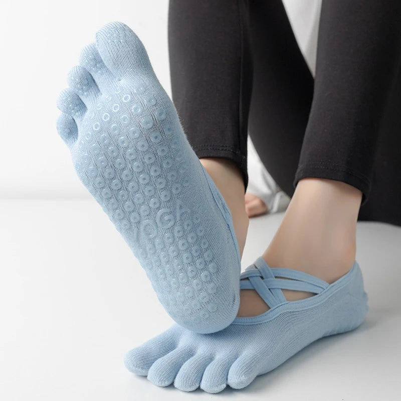Chaussettes pilates grises avec bride croisée – vue dessous grip silicone – Get ta chaussette