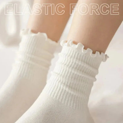 Chaussettes côtelées volants femme – détail texture polyester doux – Get ta chaussette